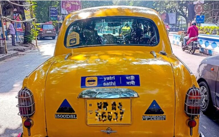 yellow ambassador yatri sathi in kolkata